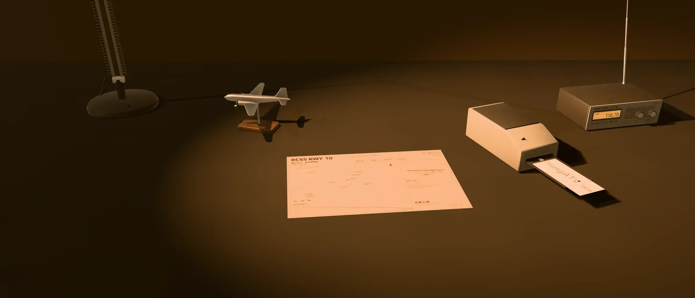 研究桌 3D 算圖:檯燈下的條子印表機、接收機(TWR 118.70)、DC-2 模型與松山 10 跑道進場圖